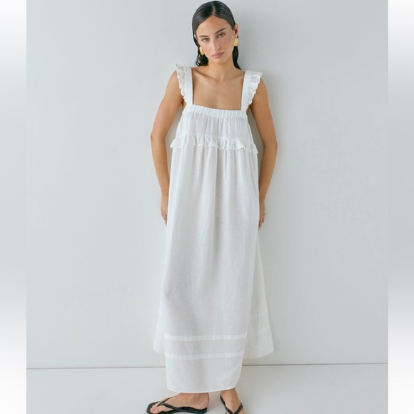 VRG GRL - Curate & Create Smock Maxi Dress - White - Picture 1 of 6